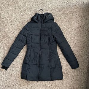 Womens champion winter coat. Size small. Black.